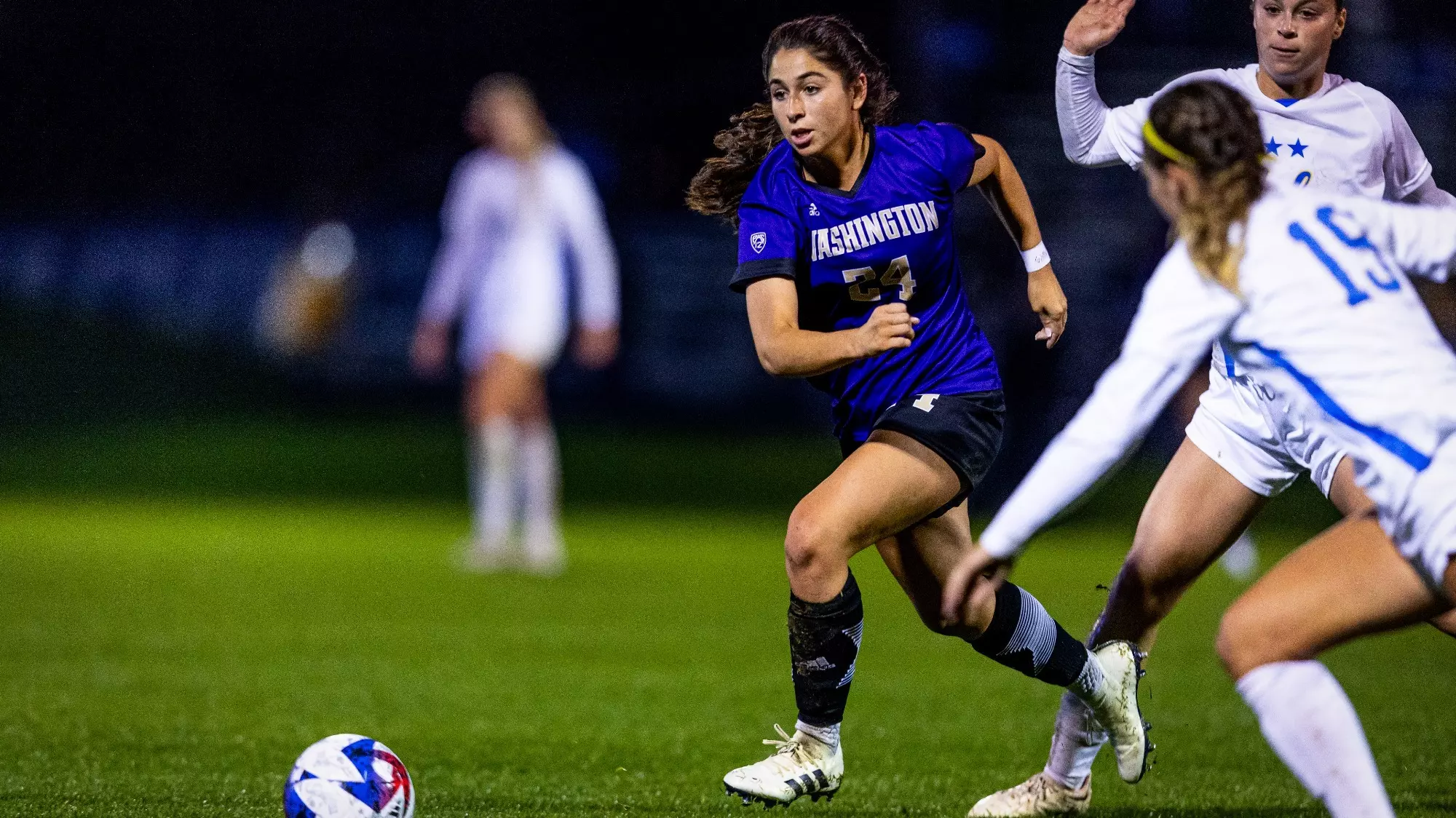 是曼城一直 是曼城一直